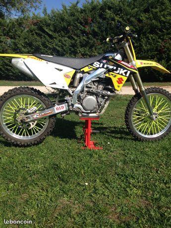 Suzuki 450 RMZ injection