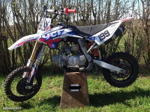 Pitbike YCF SP3 samos racing éd limitée 2017