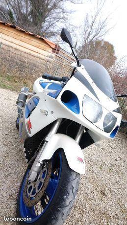 Gsxr 750 srad