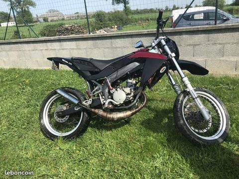 Aprillia SX