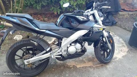 Derbi GPR nude 125 2 temps