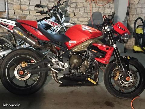 Triumph 675 street triple r