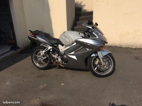 Honda 800 VFR V-Tech ABS