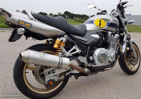 Superbe Yamaha XJR full options