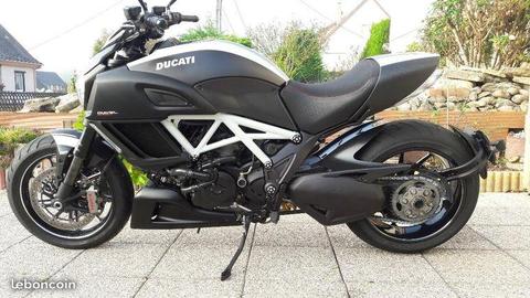 A saisir diavel whyte carbon phase 2 3500km