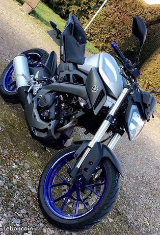 Moto Yamaha MT 125 ABS