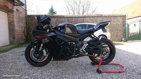 Suzuki GSXR 750