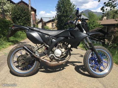 Yamaha dt 50 ( prix négociable )