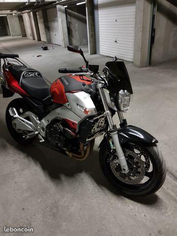 Tres belle suzuki 600 gsr