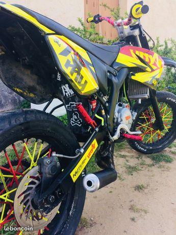 Yamaha dt Carte grise OK