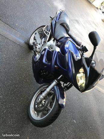 Yamaha Fz6
