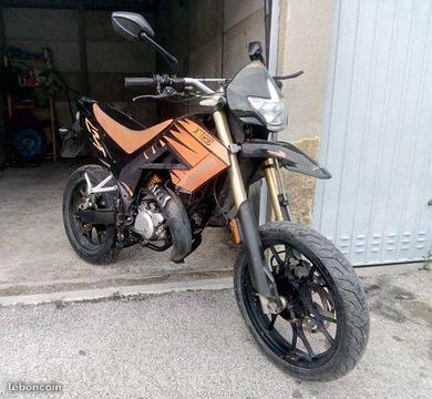 Moto 50