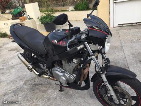 Suzuki Gs 500 de 2005