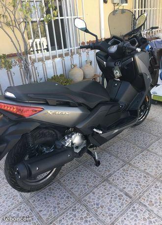 Xmax abs 2017 garanti jusqu,en 2019