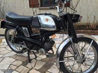 moto de collection motobecane année 1970
