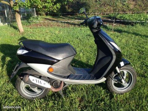 Scooter peugeot vivacity