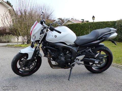 Yamaha FZ6 N S2 - abaissée