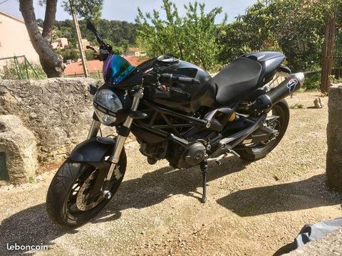 Ducati Monster 696 A2
