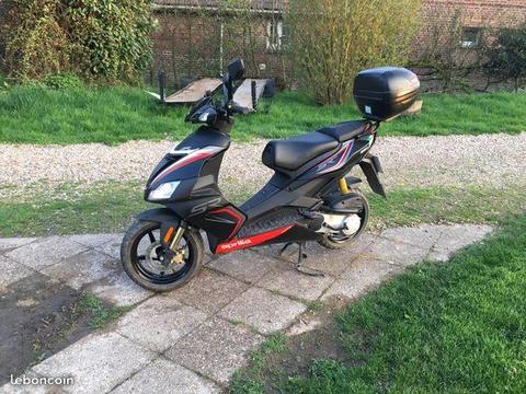 Scooter aprilia SR