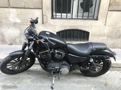 Harley Davidson Iron 883 noir mat ABS 5000km 2014