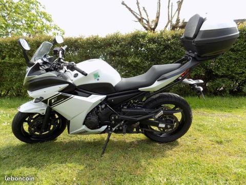 Yamaha XJ6F Diversion 09/2013 18150 km