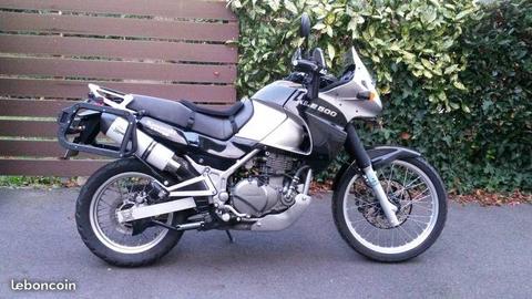 trail kawasaki kle 500 ( echange BMW k75 )