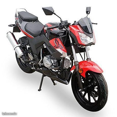 Moto 50cc serie red roadster yamasaki en stock