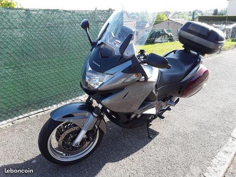 Honda Deauville ntv 700