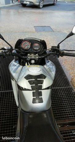 HONDA CB 125
