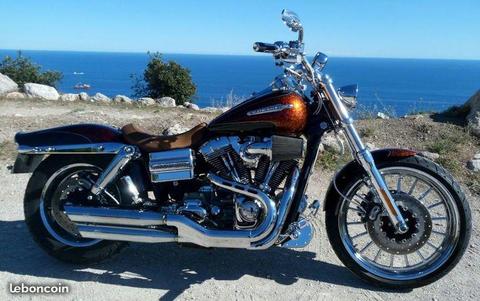 HARLEY Fat Bob CVO 1800 cm3 Carbu 5500 kms option
