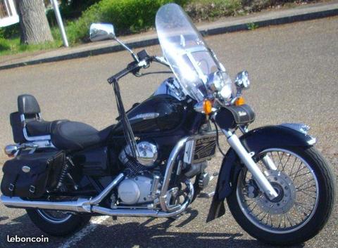 Honda shadow vt125
