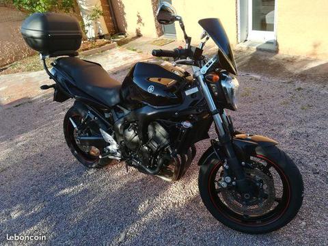 Yamaha FZ6 Fazer N S2 600cm3 2010 / Tres bon etat