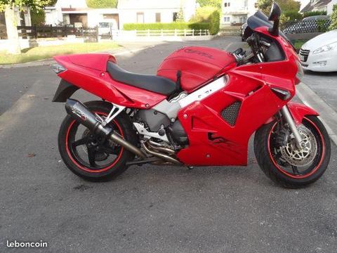 VFR 800 Fi