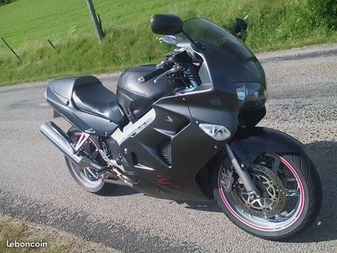 VFR 800 Fi 98 ou échange