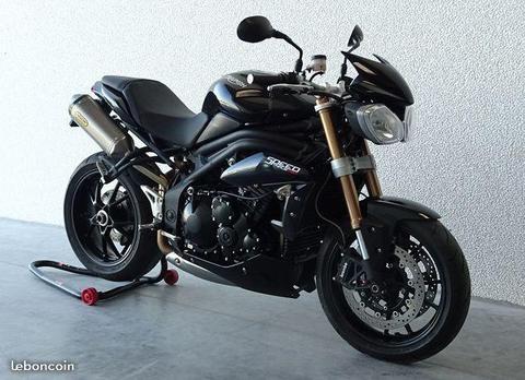 Triumph Speed Triple 1050 Full Options
