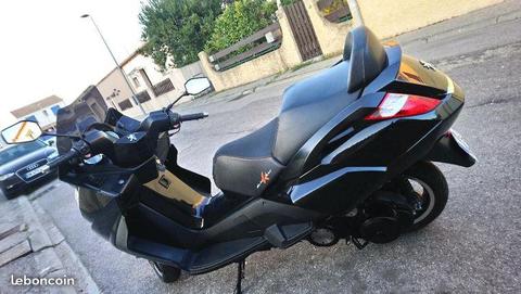 Scooter satelis peugeot black sat