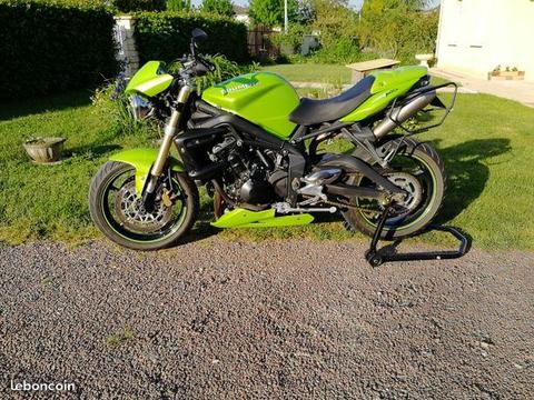 Triumph street triple 675