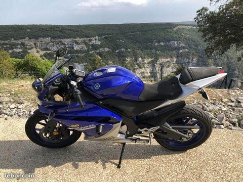YAMAHA YZF-R125 2017 Bleu