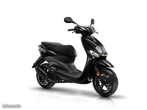 Scooter 2T Ovetto MBK noir acheté en 2017 v
