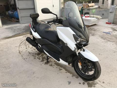 YAMAHA X-MAX 06/17 blanc 1000kms