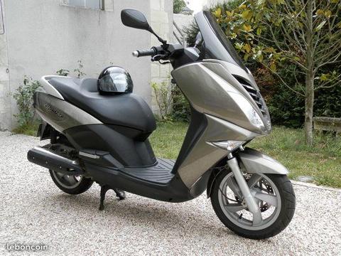 Scooter peugeot citystar
