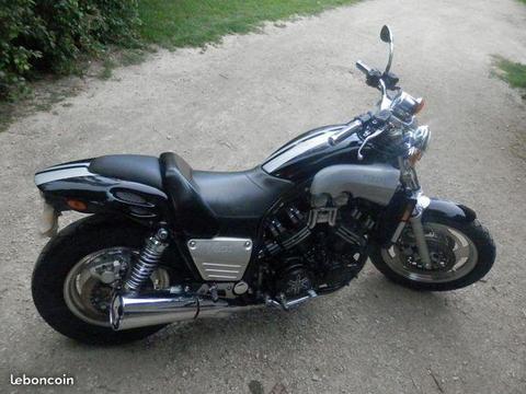 Yamaha vmax 1200