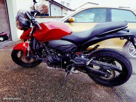 Honda CB600F Hornet Rouge
