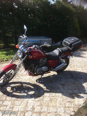 Honda 750 VFC RC28