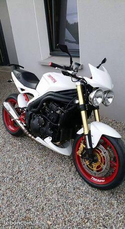 Triumph Speed triple 1050