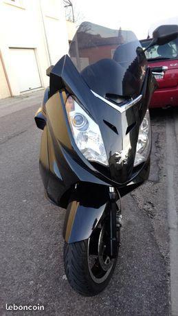 Scooter satelis peugeot black sat