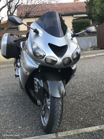 KAWASAKI 1400 ZZR