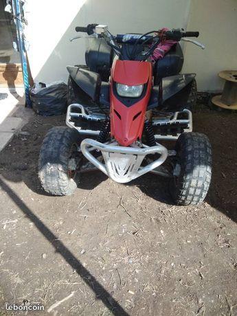 quad Yamaha 200 blaster