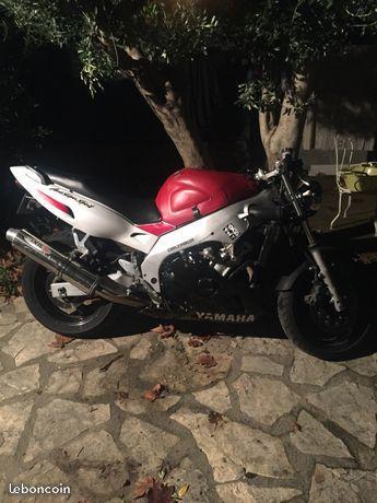 Yamaha yzf 600