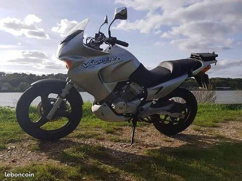 Honda 125 Varadero